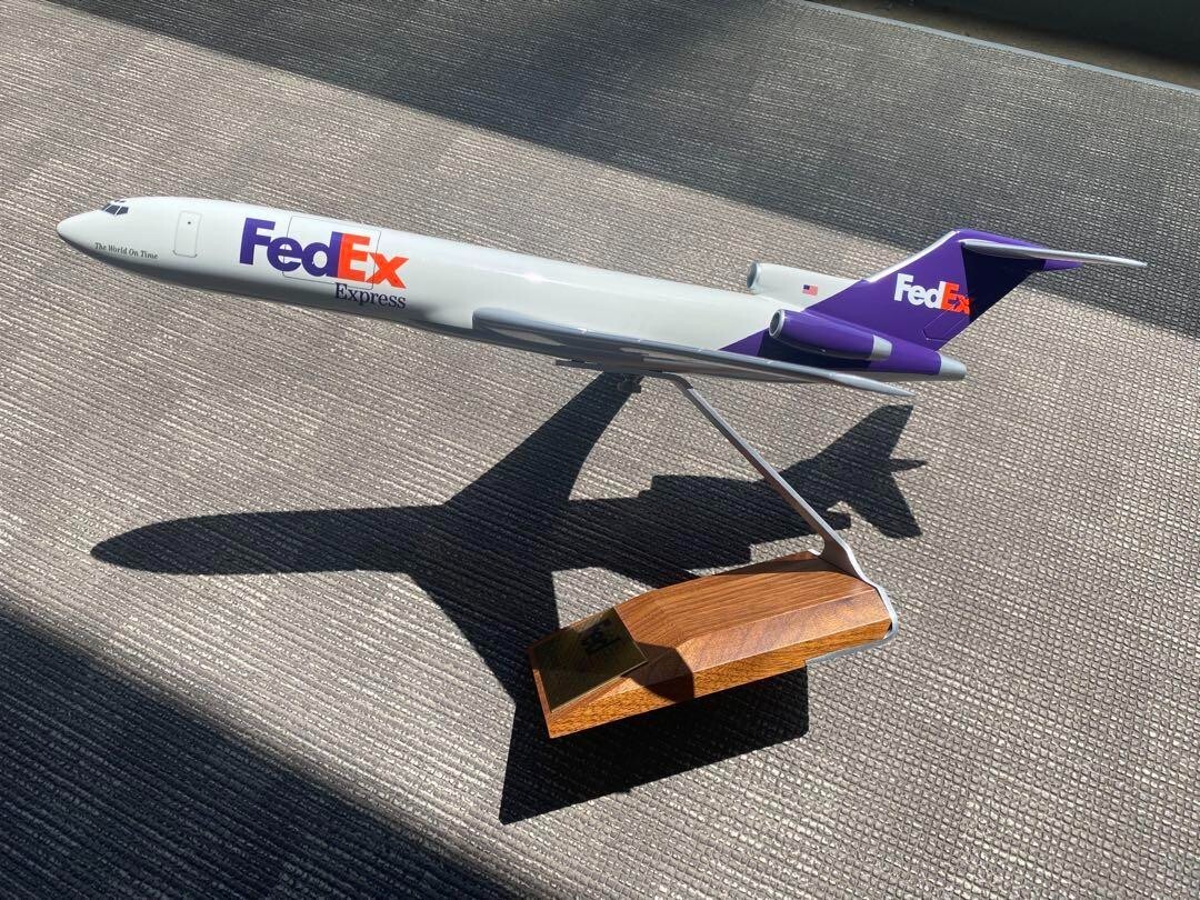 Pacmin 1/100 Boeing 727-200 FedEx Resin Model Good Condition Pacmin 1/100 Boeing 727-200 FedEx Resin Model Good Condition