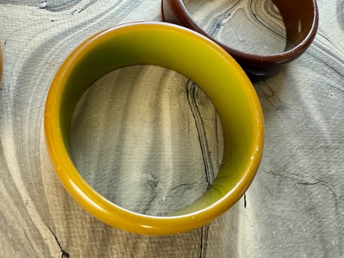 3 PULSERAS BAQUELITA GRUESAS PROBADAS EXCELENTE ESTADO UNA TALLADA - Imagen 3 de 8