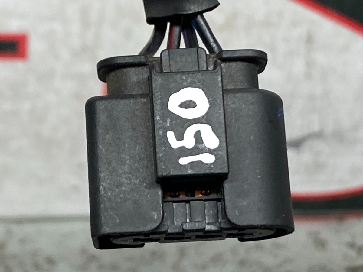 AS) GENUINE MERCEDES BENZ ENGINE WIRING LOOM HARNESS PLUG 