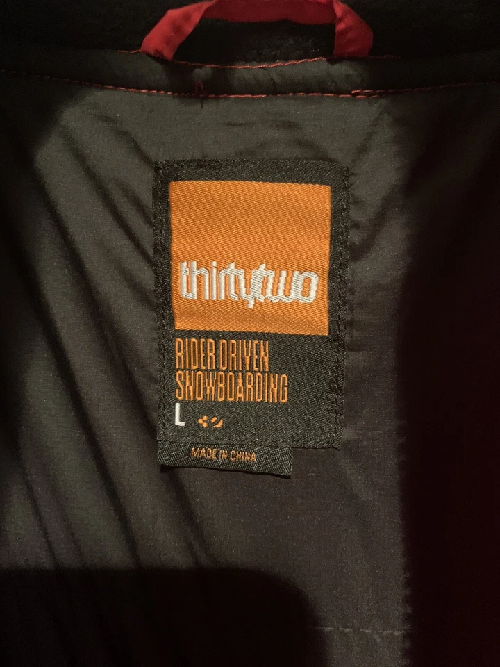 ThirtyTwo Mens Fleece Snowboard Jacket / Red/ Plaid / Size Large - Image 4 of 4