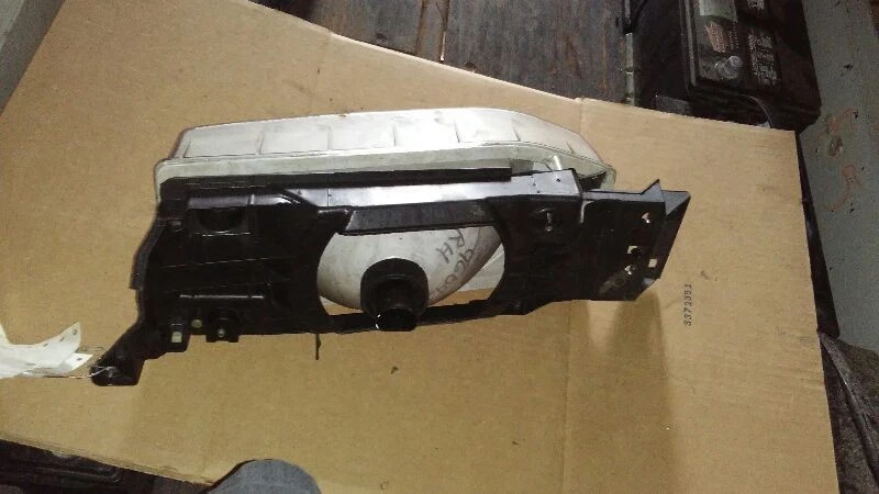 Faro derecho pasajero compatible con Ford Escort 91-96 OEM Foto 2 de 4