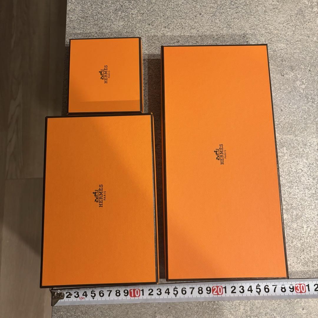 HERMES ギフトボックス セット Authentic HERMES Gift Box 13” x 9” x 3” Fits Sandals | eBay