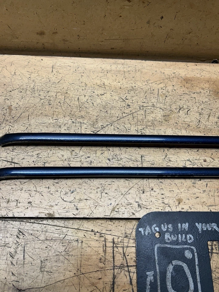 Оригинальный комплект молдингов для отделки водосточных желобов 86-92 Jeep Comanche MJ с обеих сторон синий - Изображение 3 из 4