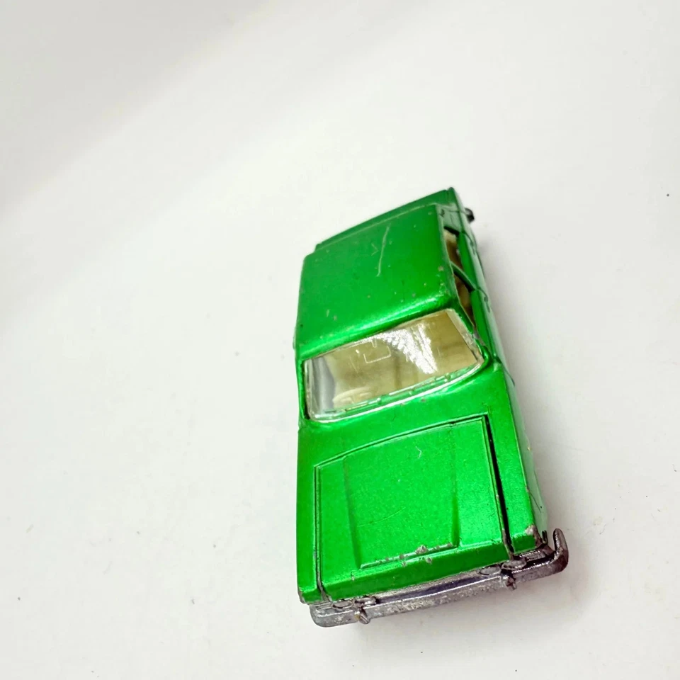 Matchbox Superfast 53 Ford Zodiac Mk IV. Unboxed  - Image 3 of 4