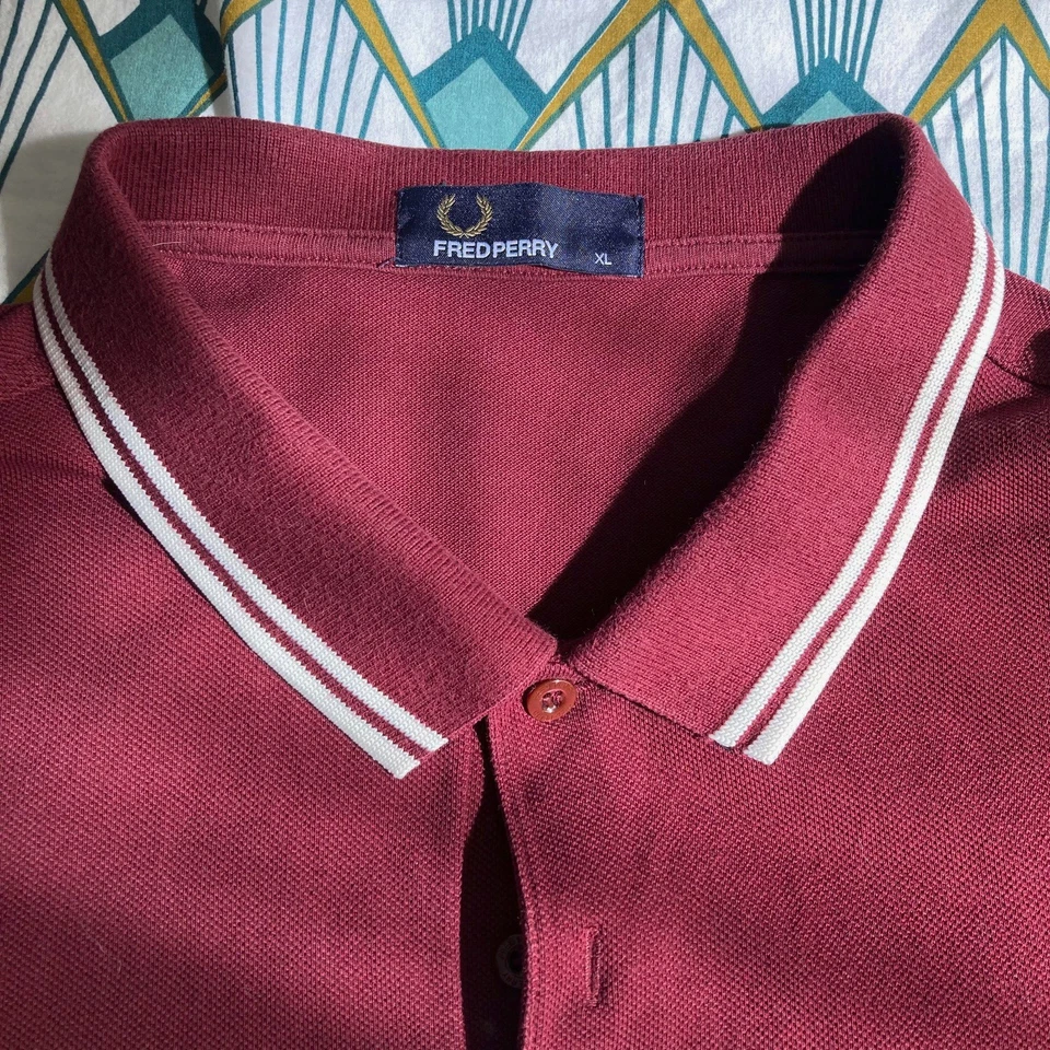 Polo FRED PERRY M3600 - Bordeaux et blanc, size XL - Photo 3/4