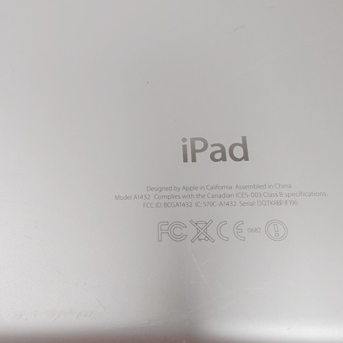 apple iPad mini Wi-Fi 1st Generation, White/Silver, 16GB, Model A1432 - Picture 2 of 7