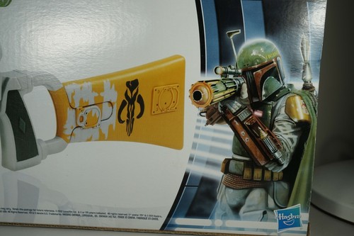 RARE STAR WARS BOBA FETT The Mandalorian Electronic Blaster Rifle Gun Pistol NEW - Picture 8 of 9