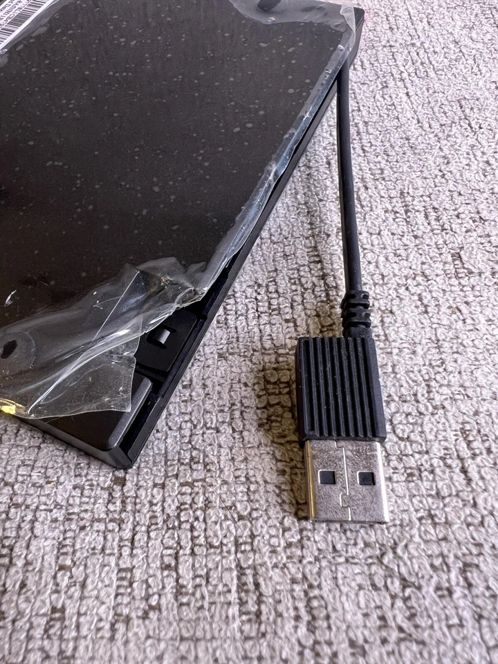 Lenovo ThinkPad Ultra Slim USB Grabadora de DVD LN-8A6NH11B DVD-RW Foto 4 de 4