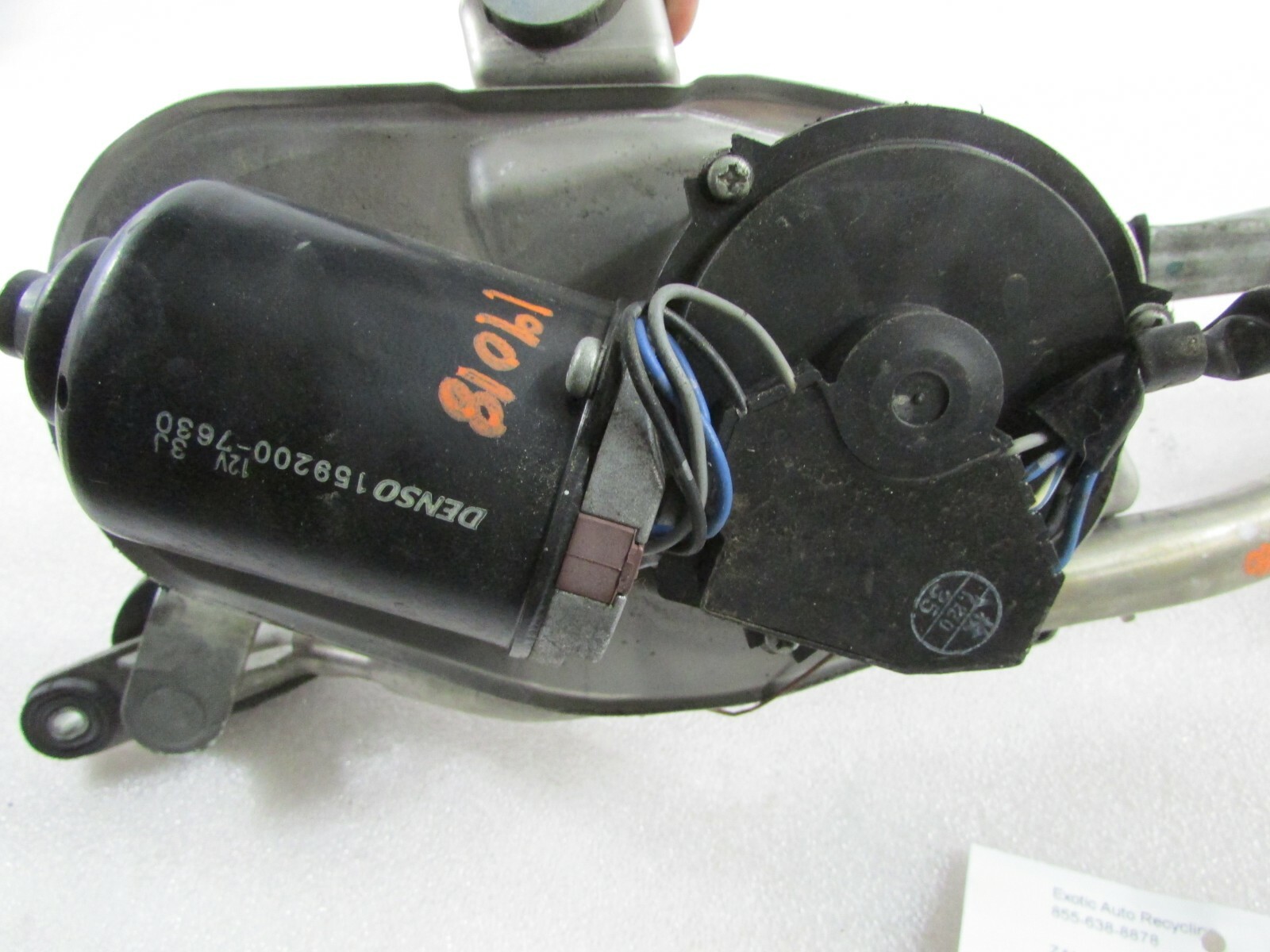 Maserati Quattroporte, Windshield Wiper Transmission w/ Motor, Used P/N 68468000