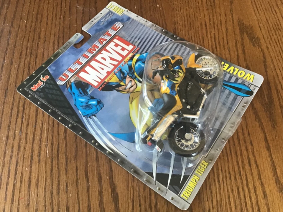 Marvel Wolverine Motorcycle Ultimate Collection Series 1 Triumph Tiger Maisto - Image 2 of 4