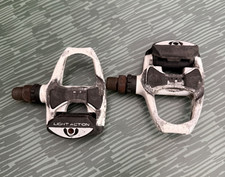 Shimano PD-R530 SPD-SL Road Pedals Light Action (C1)