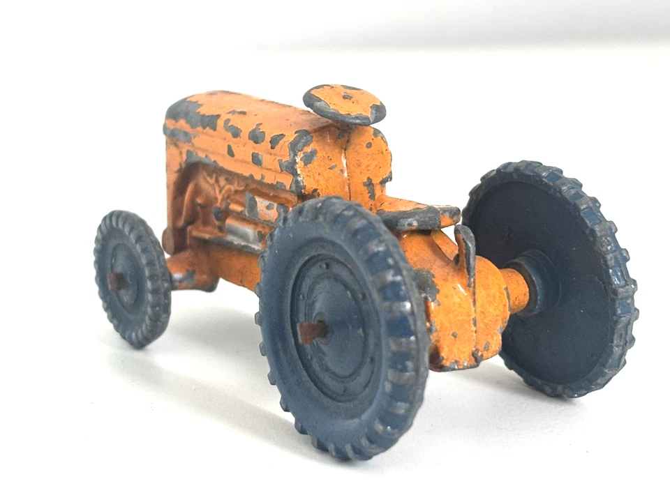 TRACTOR CHARBENS Massey Ferguson fundido a presión 1954 vintage Foto 3 de 4