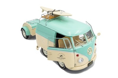VW COMBI T1 PICK UP Orange et Blanc SOLIDO 1:18 of reference VW COMBI T1 PICK UP Orange et Blanc SOLIDO 1:18 of reference