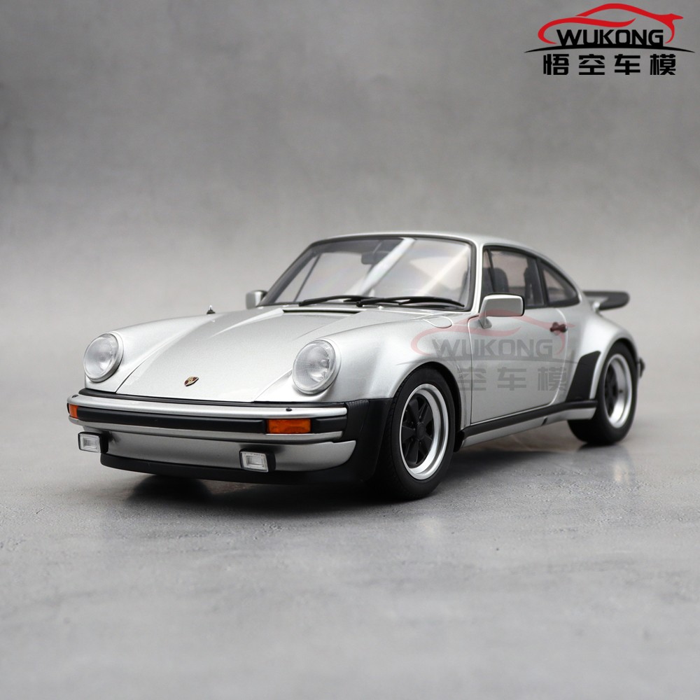 AUTOart Millennium 1:18 Porsche 911 (930) Turbo 3.3 Indischrot (78031)