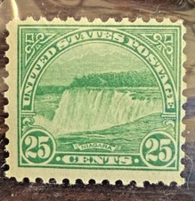 US Scott Stamp # 568 25c Niagara Falls M NH Nice!