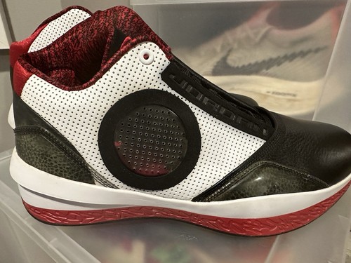 Size 12 - Air Jordan 2010 Black Varsity Red 387358-061 - Picture 2 of 8
