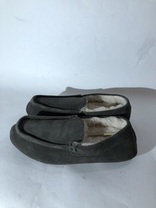 amazon men's slippers size 9