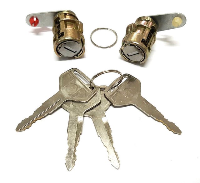 Front Door Locks Cylinder With Keys For Toyota Hiace HiAce 19892005
