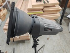Walimex VE-200 Studioblitz mit Zubehör Inkl. Stativ