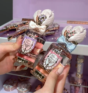 Flower Knows Knight Unicorn Series Perfume para Mujer NUEVO Perfume Dulce Floral Frutal