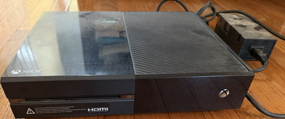 Microsoft Xbox One 500GB Console Black Wi-Fi 1080p Model 1540 w/ Controller