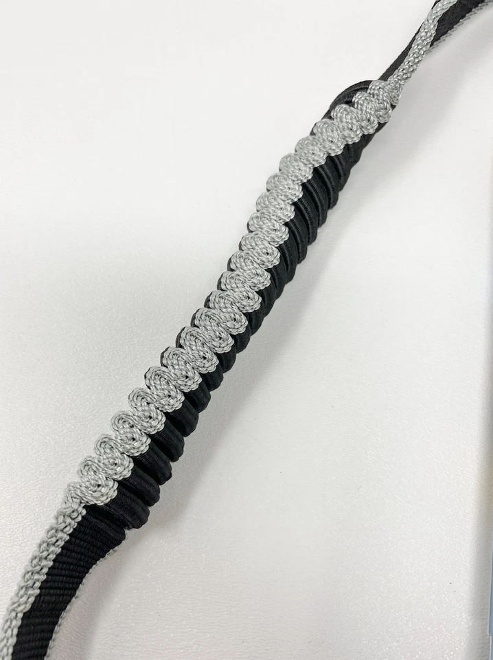 Correa para perro Kurgo Springback para correr 48" con mango de entrenamiento elástico acolchado negro rojo Foto 3 de 4