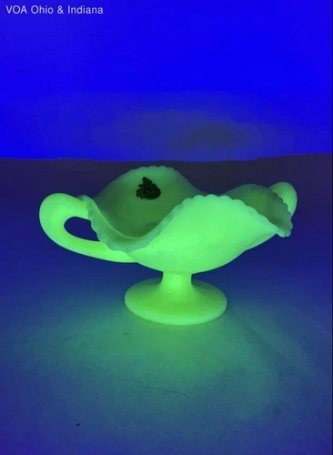 Fenton Basket Weave Bon Bon Dish Vaseline Uranium Glass Glows Custard Satin Vtg