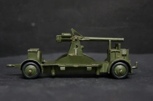 VINTAGE DINKY TOYS DIE CAST MILITARY ANTI AIRCRAFT GUN ON TRAILER 161B