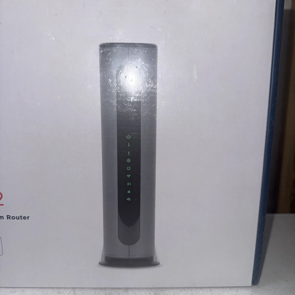 Motorola MG8702 Cable Modem + Wi-Fi Router-Black - Image 3 of 4