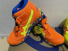 Men 6.5US Asics Limited