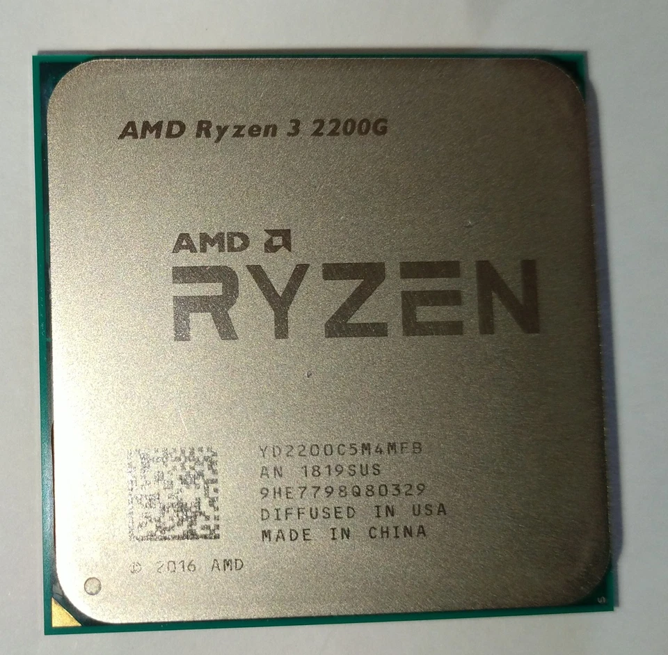 CPU AMD Ryzen 3 2200G 3.5GHz, Quad-core, Processore con GPU integrata - Immagine 2 di 4