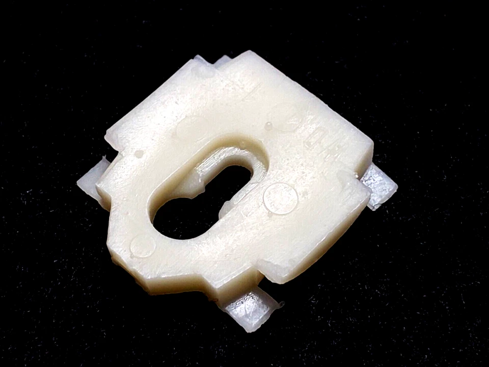 81-85 Cadillac Coupe Deville Vinilo Top Techo Moldura Moldura Clip 6 piezas SC Foto 2 de 4