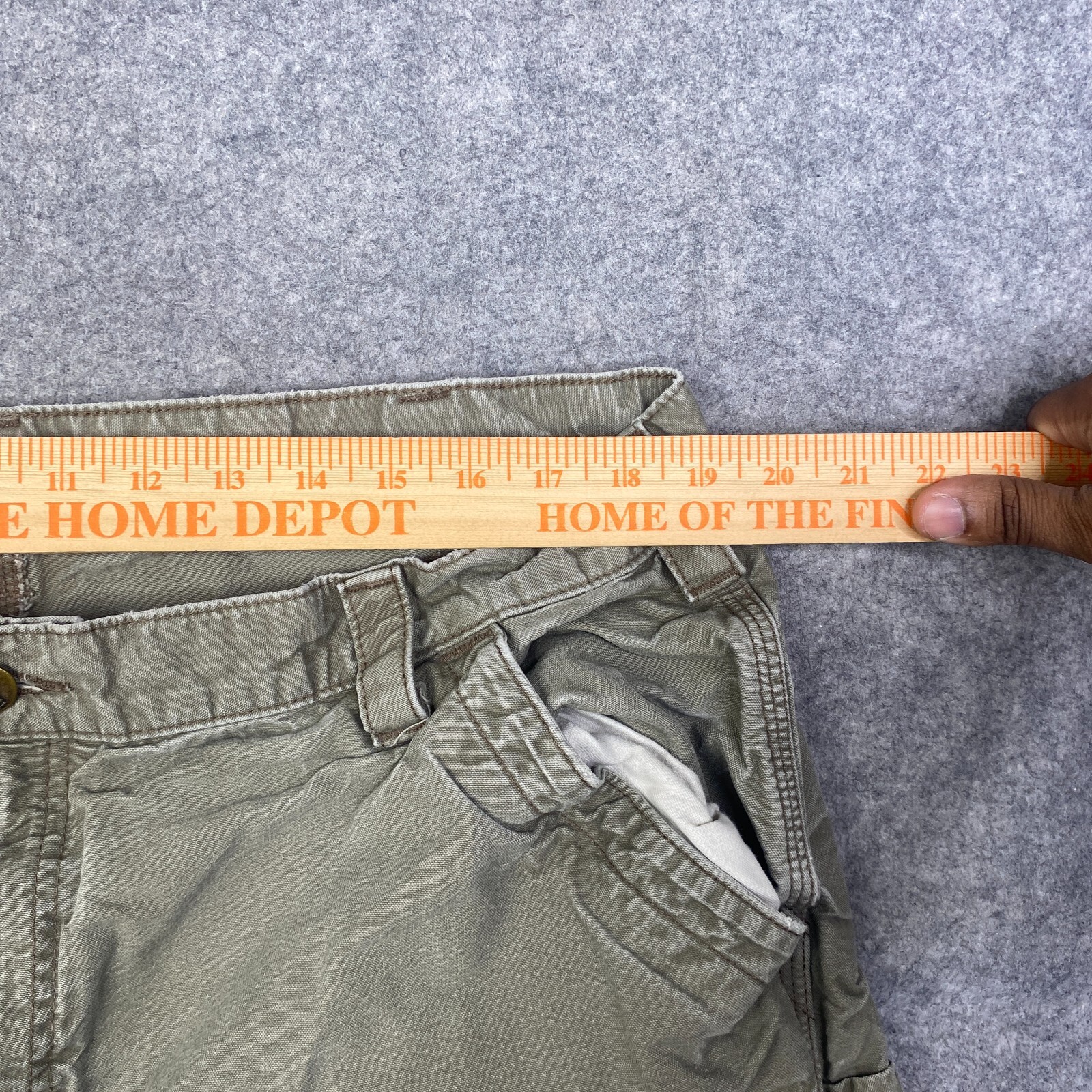 Carhartt B147 LBR Shorts Mens 42 workwear casual utility measures 38x9 Original