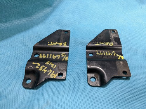 BRIGGS # 691199 TANK BRACKET * USED , CLEAN * - Picture 2 of 2