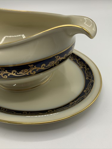 WWII Rosenthal WINIFRED SELB-Germany Gravy Boat With Attach Catch Plate 8.5”x3.5 - Picture 8 of 10