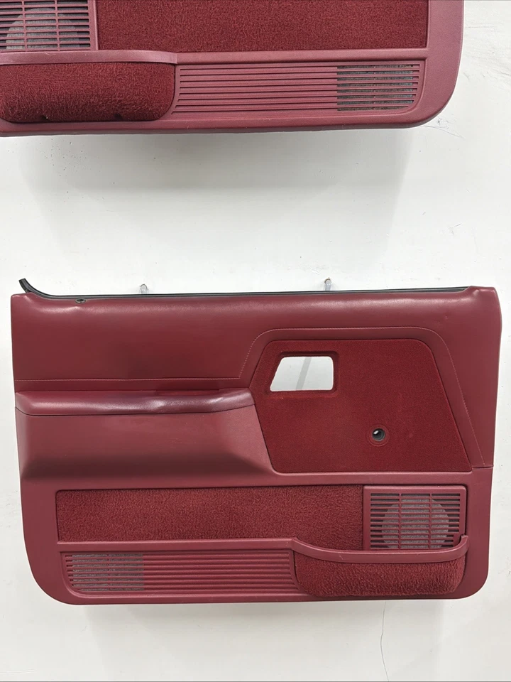 1989-1992 Ford Bronco II/Ranger Manual Door Panels OEM Red - Image 2 of 4