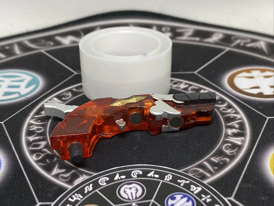 Bakugan Pyrus Translucent Sonicanon Titanium Dragonoid Bakunano Anime Accurate - Image 3 of 4