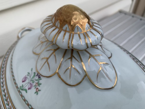 Maceta TURÉ de porcelana dorada Vista Alegre VA PORTUGAL pintada a mano de los años 40 - Imagen 8 de 17