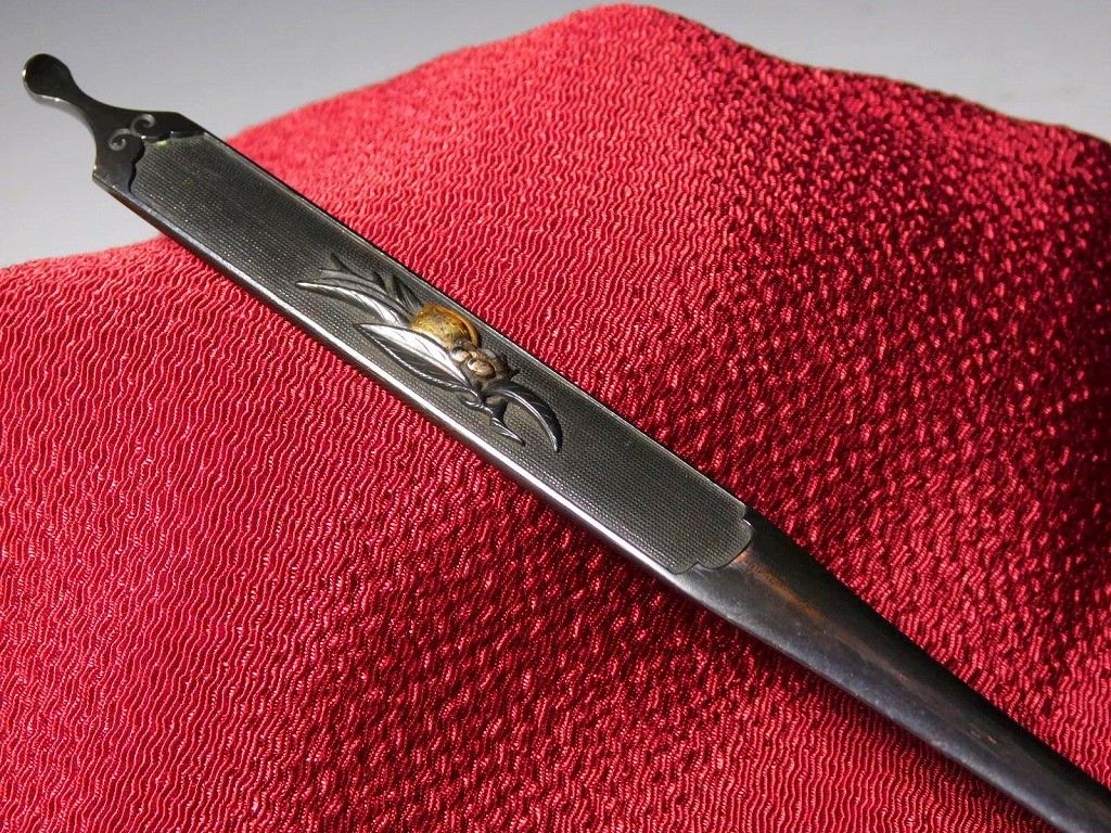 Kyo-Kinko School Camellia Design 笄 Kogai Edo original tsuba antique