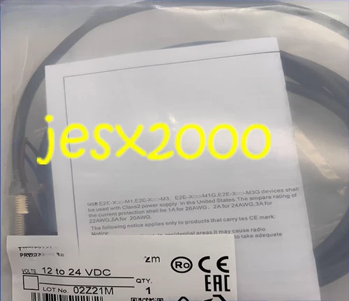 1Pcs New E2E-C04S12-WC-B1-R Sensor