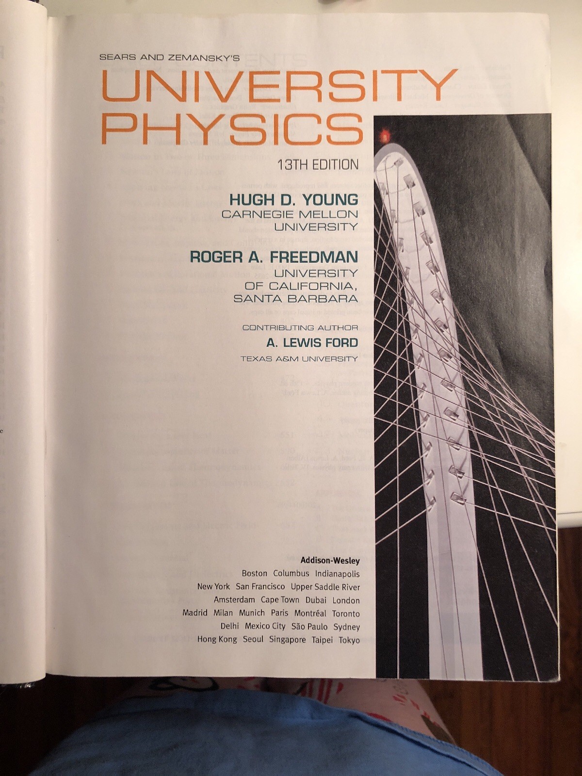 University Physics by Young, Hugh D. Young, Roger A. Freedman and A. Lewis  Ford (2010, Hardcover, Revised) | eBay