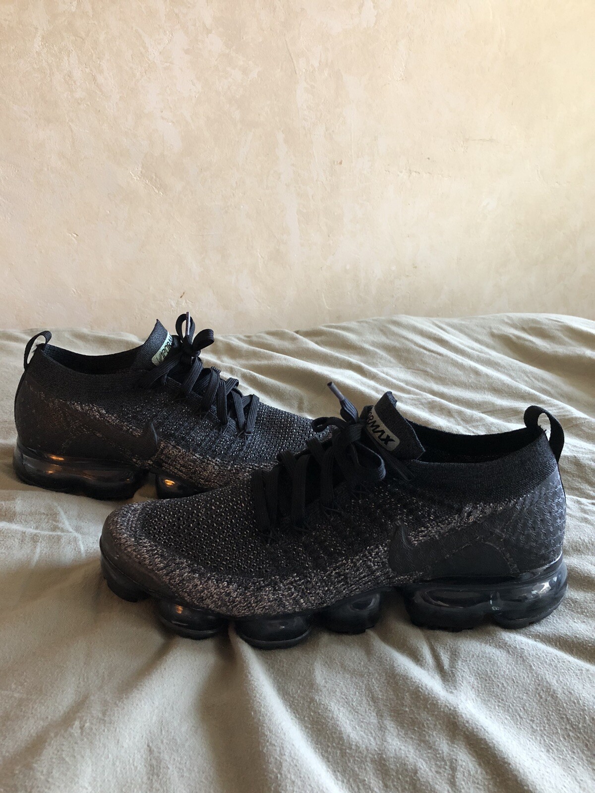 vapormax 2 black dark grey