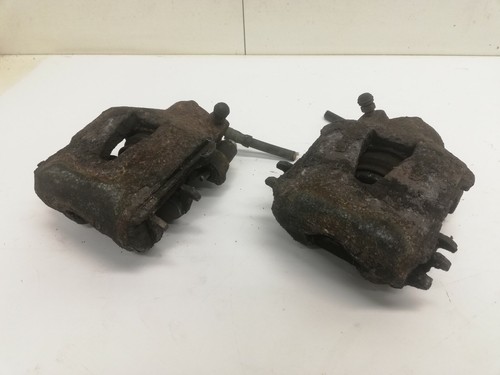VW BORA 1J 1,9TDI - Bremssattel Bremszange Bremse vorne rechts & links (02)