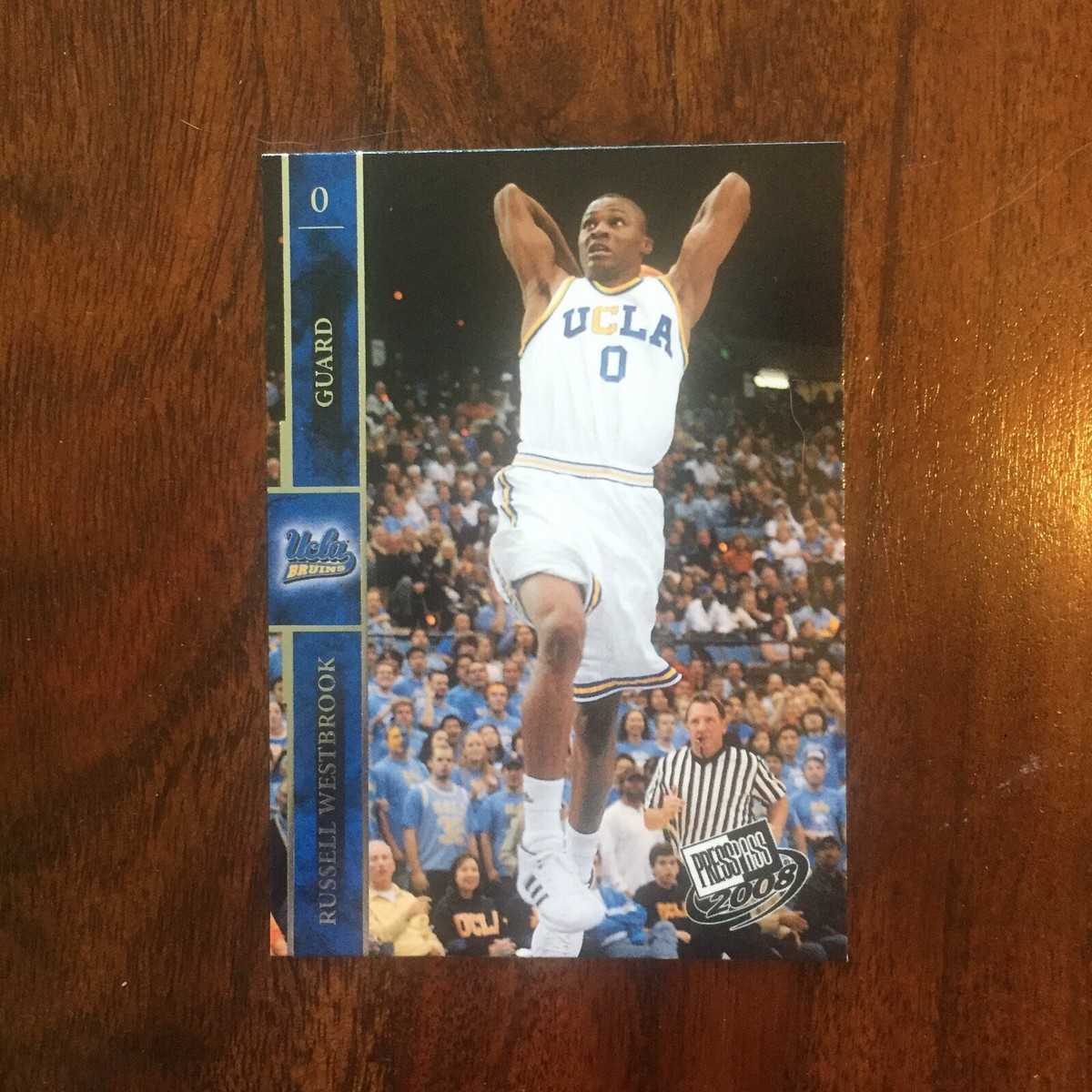 Cartao De Novato De Russell Westbrook Dieci Anni D'amore In Italia. In
