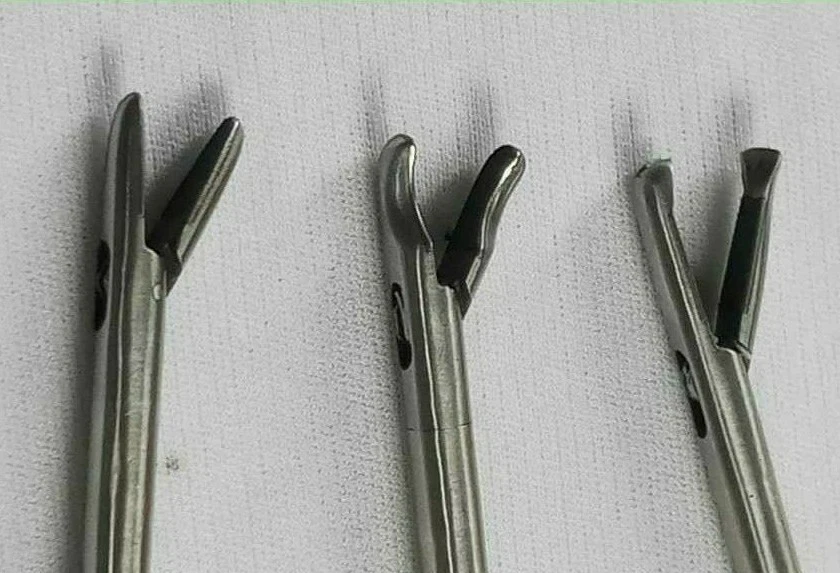 Juego de instrumentos laparoscópico recto curvado autoenderezado soporte de aguja tipo V Foto 3 de 4