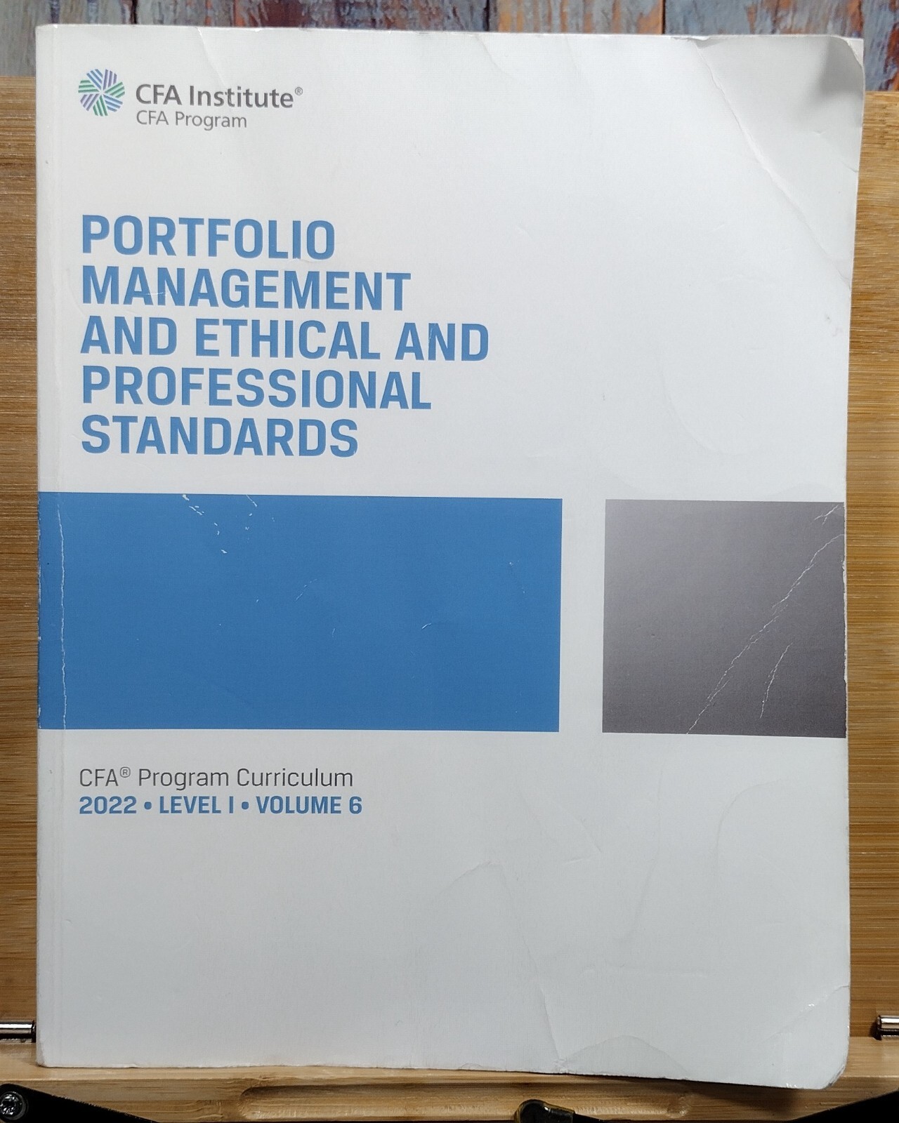 Portfolio Management & Ethical & Professional Standards CFA 2022 LV 1 VOL 6 (Pap-image