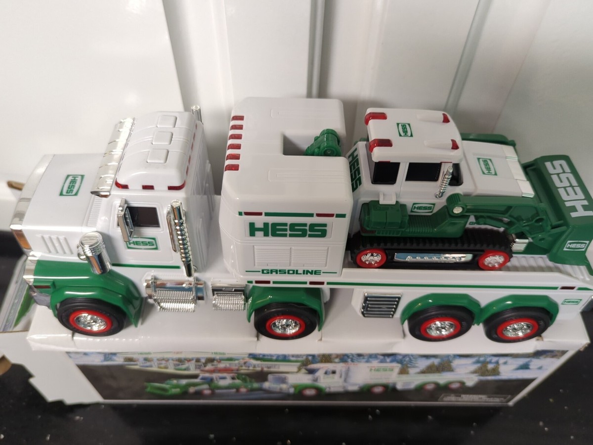 2013 HESS TOY TRUCK AND TRACTOR | eBay