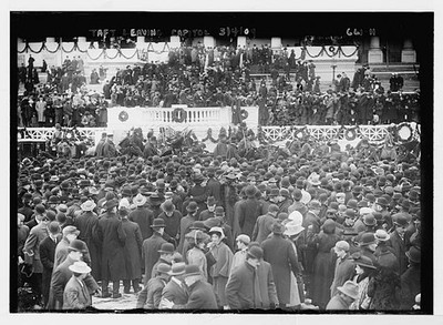 Taft in carriage leaving Capitol after inauguration,Washington,D.C.,crowd,1909