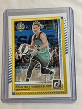 2025 Panini WNBA Donruss - Courtney Vandersloot #34 - Chicago Sky