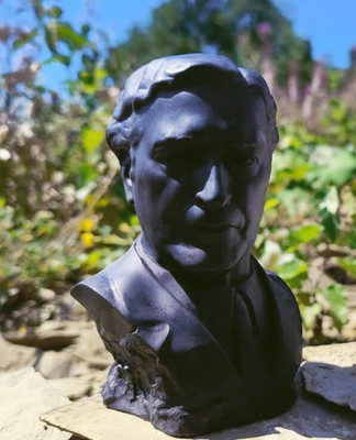 MIGUEL SERRANO BUST 1 